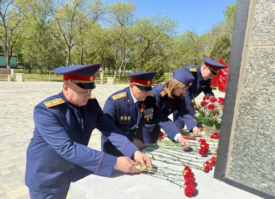 Офицеры СК России приняли участие в мероприятиях, посвященных 81-летию Победы Офицеры СК России приняли участие в мероприятиях, посвященных 81-летию Победы
