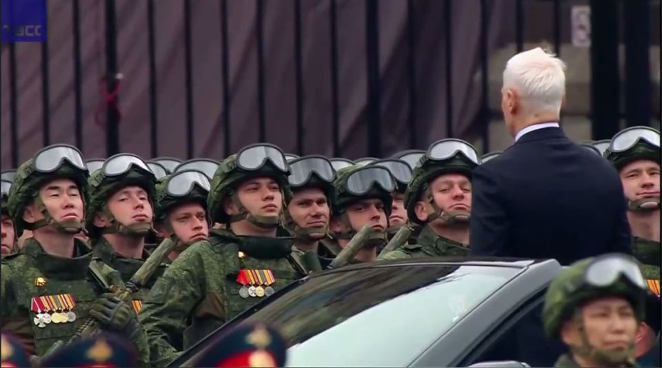 УРА —УРА —УРА! УРА —УРА —УРА!