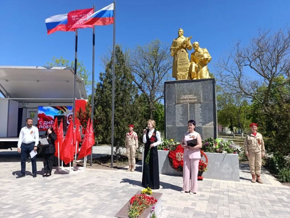 9 мая в Геническом парке культуры и отдыха состоялась торжественная встреча, посвященная 81-й годовщине Великой Победы 9 мая в Геническом парке культуры и отдыха состоялась торжественная встреча, посвященная 81-й годовщине Великой Победы