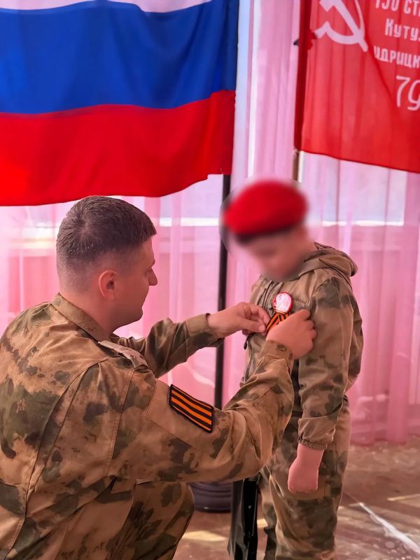 Участвующие в СВО росгвардейцы приняли участие во всероссийской акции «Георгиевская ленточка» Участвующие в СВО росгвардейцы приняли участие во всероссийской акции «Георгиевская ленточка»