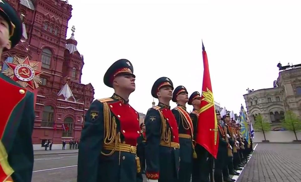УРА —УРА —УРА! УРА —УРА —УРА!