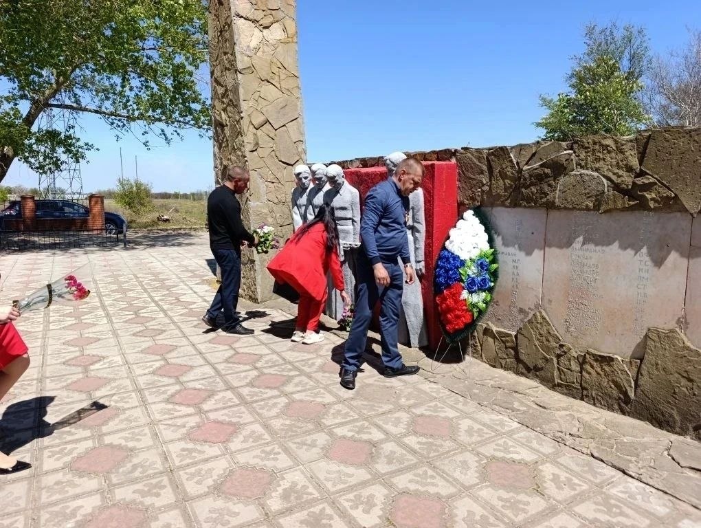 В Алешкинском округе отметили День Победы в Великой Отечественной войне В Алешкинском округе отметили День Победы в Великой Отечественной войне