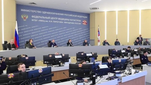 Глава МЧС России осмотрел мобильный госпиталь Федерального центра медицины катастроф
