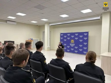 В Херсонской областной Думе прошел первый Парламентский день для участников Движения Первых