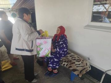 Жительницу села Заозёрное поздравили с 85-летним юбилеем