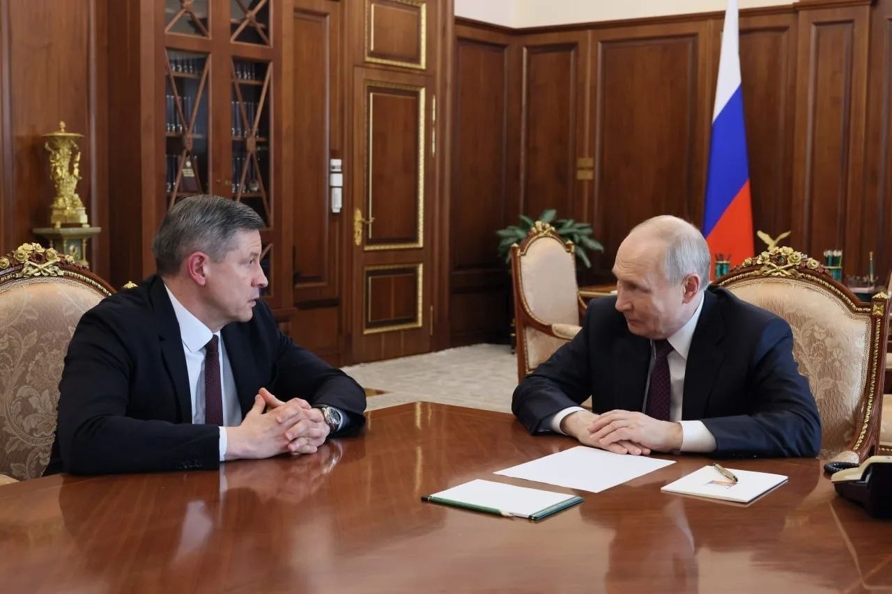 Владимир Путин также провел рабочую встречу с Егором Ковальчуком в Кремле
