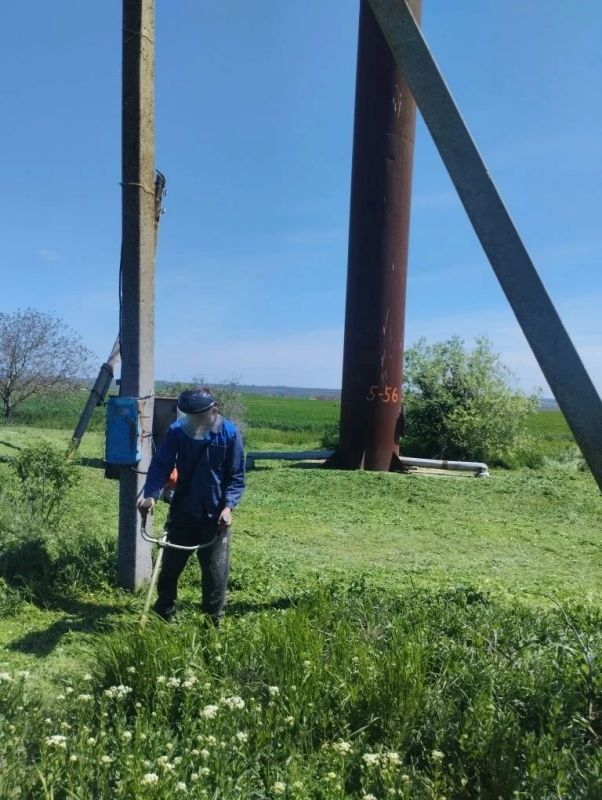 Сотрудники ГУП ХО «ОБЛВОДОКАНАЛ» выполнили комплекс работ на объектах водоснабжения Верхнерогачикского округа Сотрудники ГУП ХО «ОБЛВОДОКАНАЛ» выполнили комплекс работ на объектах водоснабжения Верхнерогачикского округа