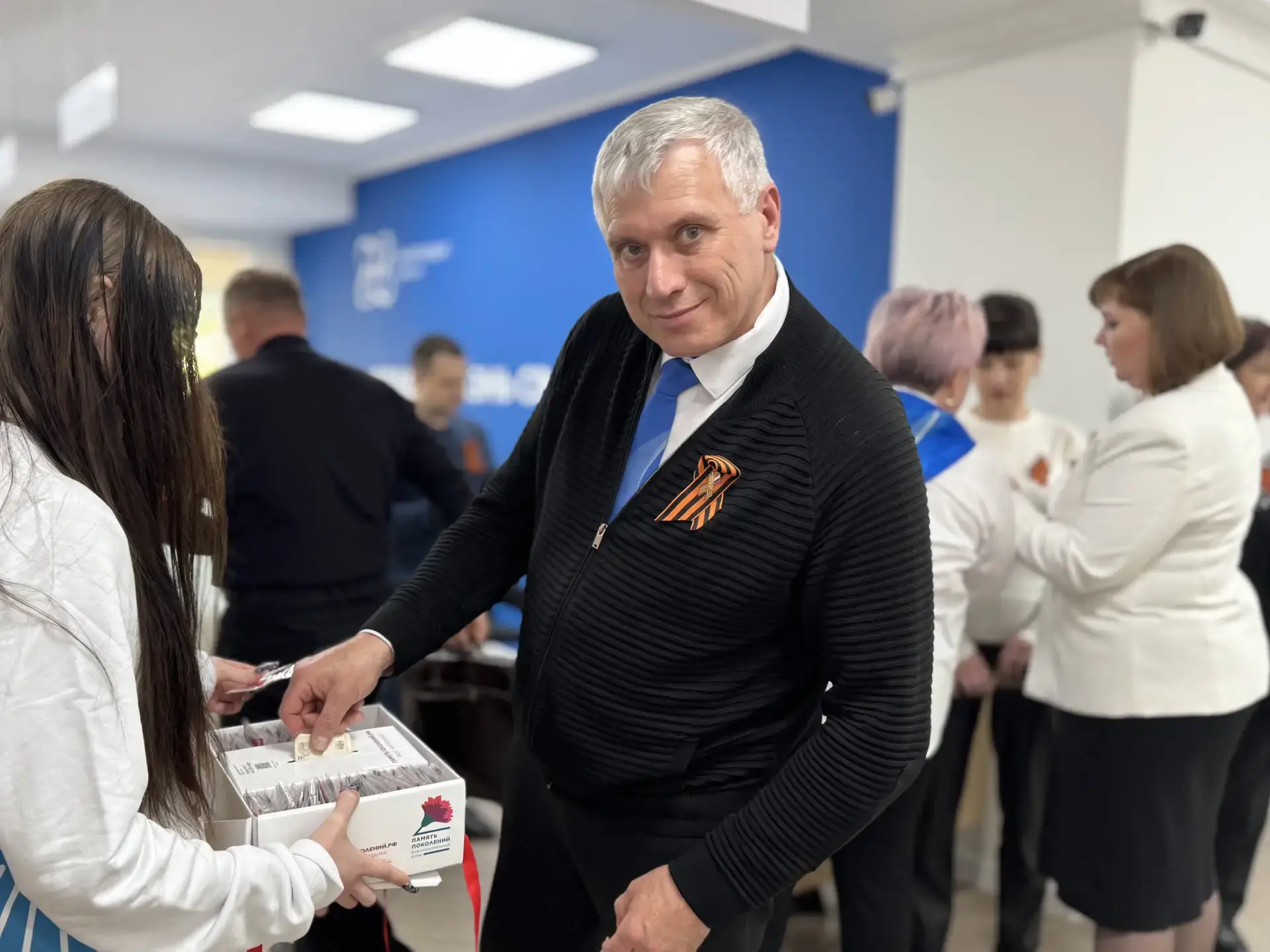 «Красная гвоздика»: волонтёры Победы Скадовска проводят благотворительную акцию «Красная гвоздика»: волонтёры Победы Скадовска проводят благотворительную акцию