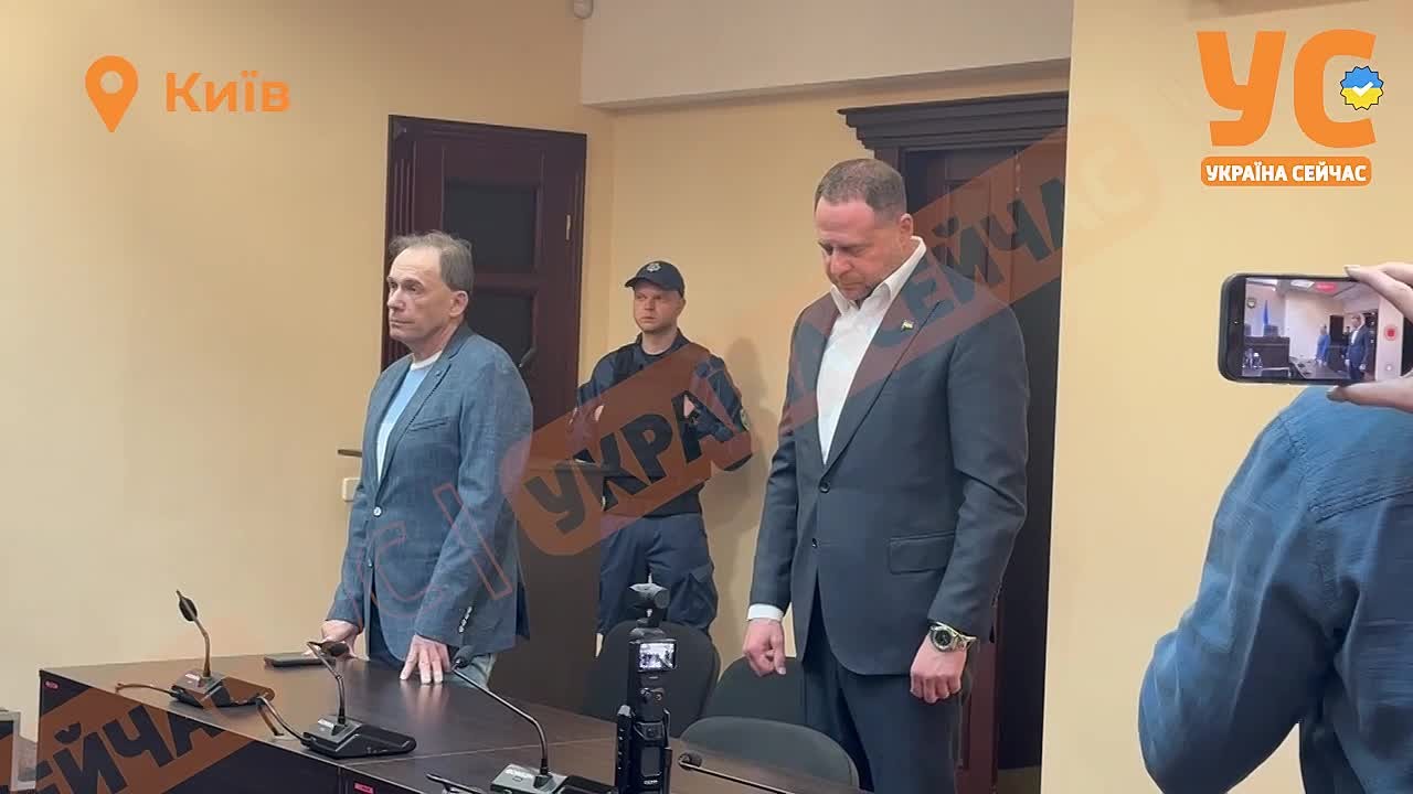 Украинский суд принял решение взять под стражу бывшего главу офиса Зеленского Андрея Ермака на 60 дней