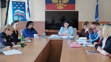 Заседание комиссии по делам несовершеннолетних в Скадовском округе