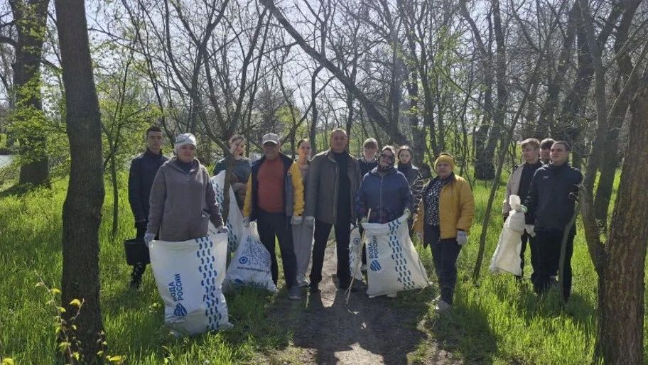 В Чкалово на территории парка Фальц-Фейна прошла акция «Вода России»