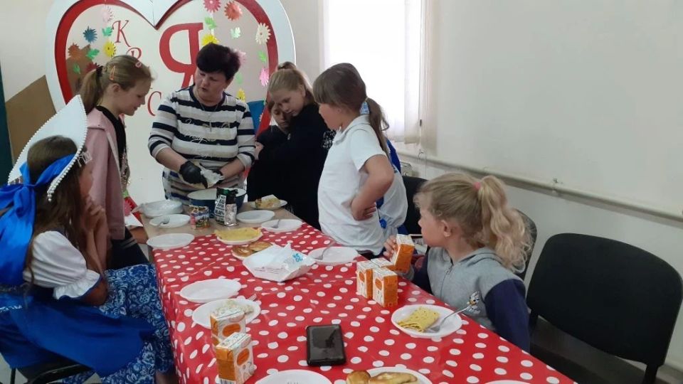 В Красном Скадовского округа прошёл познавательный час «Путешествие в страну: хороша кухня русская» В Красном Скадовского округа прошёл познавательный час «Путешествие в страну: хороша кухня русская»