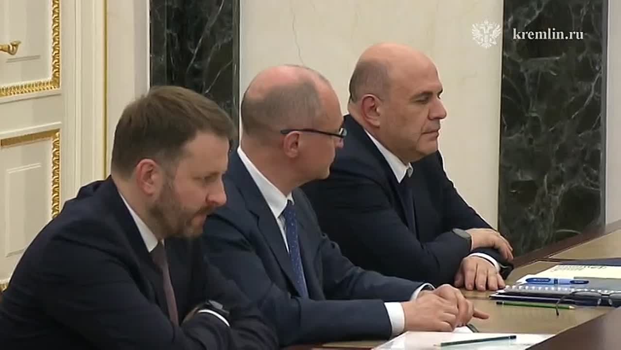 Путин: экономика России сохраняет положительную динамику