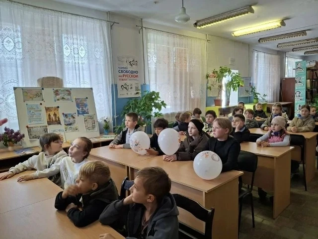 «Семья — это маленькое государство»: познавательный час в Скадовской школе «Семья — это маленькое государство»: познавательный час в Скадовской школе