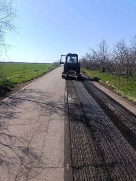 Продолжается ремонт дороги "Нововладимировка – Круглозёрка" на средства федерального бюджета