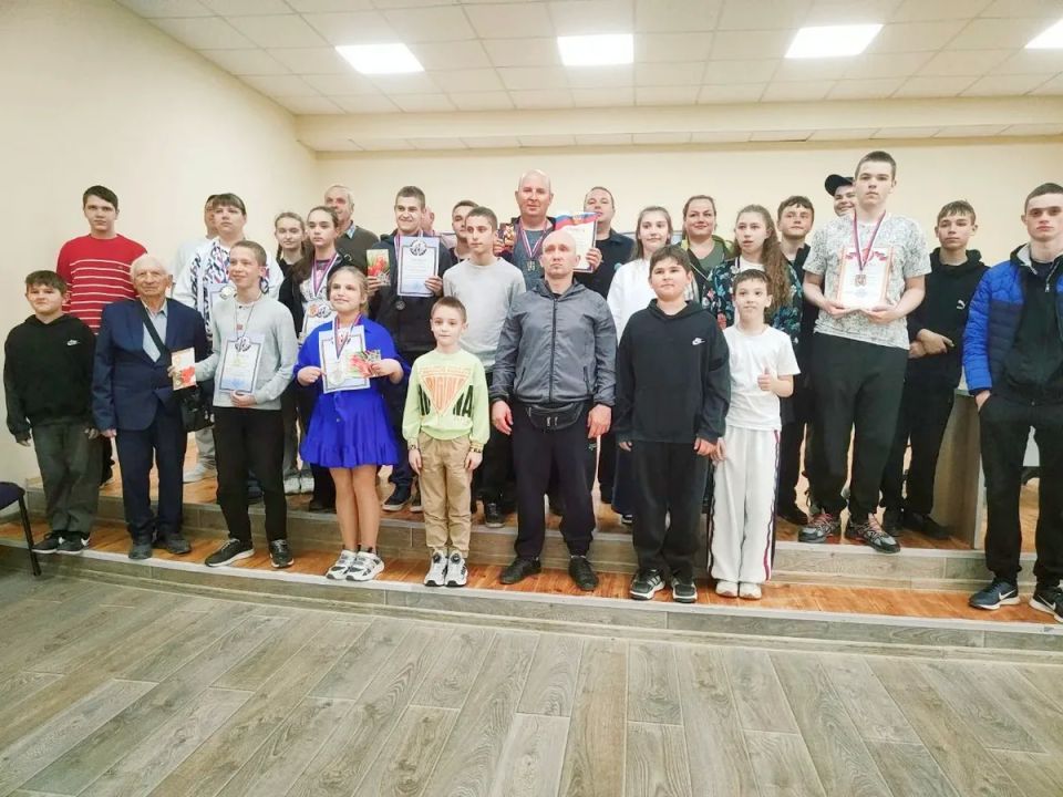 Рекорд в Скадовске: 54 шахматиста бились за победу в турнире ко Дню Победы Рекорд в Скадовске: 54 шахматиста бились за победу в турнире ко Дню Победы
