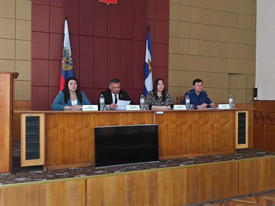 Сегодня состоялось сорок четвертое (внеочередное) заседания Совета депутатов Новотроицкого муниципального округа Херсонской области Сегодня состоялось сорок четвертое (внеочередное) заседания Совета депутатов Новотроицкого муниципального округа Херсонской области