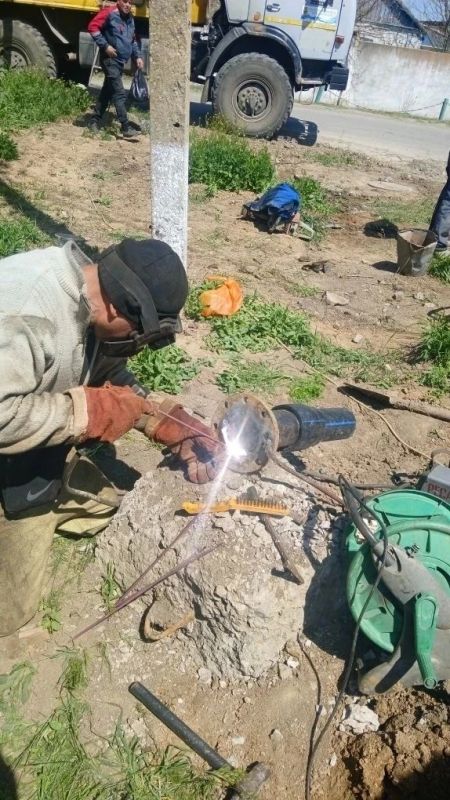 Специалисты Нижнесерогозского ТПУ оперативно ликвидируют порывы и поддерживают работу артскважин Специалисты Нижнесерогозского ТПУ оперативно ликвидируют порывы и поддерживают работу артскважин
