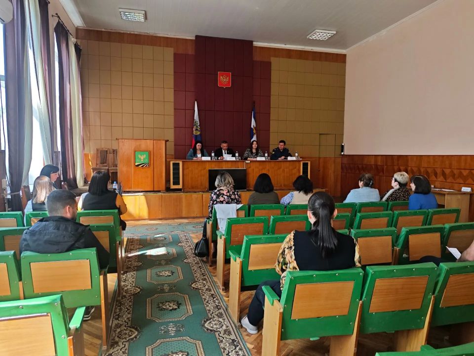 Сегодня состоялось сорок четвертое (внеочередное) заседания Совета депутатов Новотроицкого муниципального округа Херсонской области Сегодня состоялось сорок четвертое (внеочередное) заседания Совета депутатов Новотроицкого муниципального округа Херсонской области