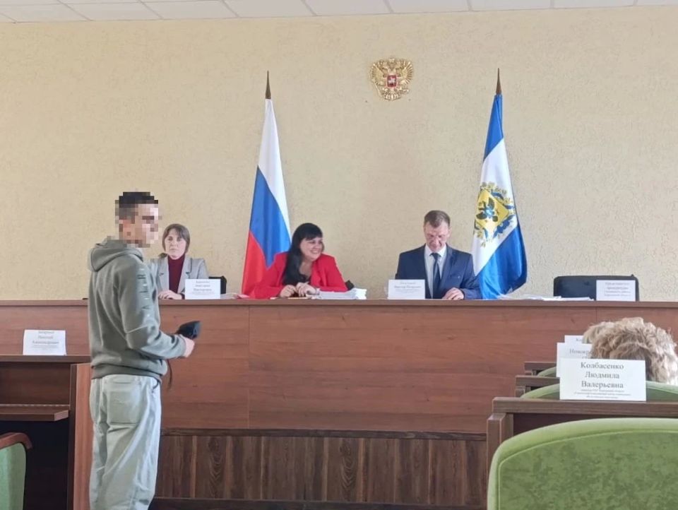 В Геническе прошло заседание комиссии по делам несовершеннолетних В Геническе прошло заседание комиссии по делам несовершеннолетних