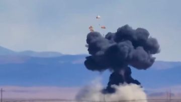 ��� ����������� F/A-18 ��� ��� ����������� � ������� �� ����� ����������� �� ������� � ������