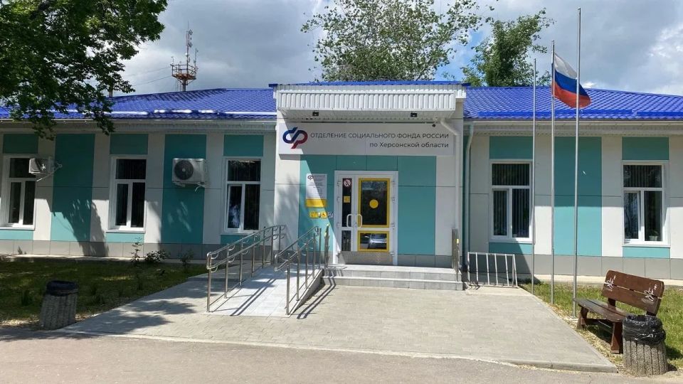 Владимир Сальдо: Медики Новотроицкого округа предложили включить районную больницу в народную программу «Единой России» Владимир Сальдо: Медики Новотроицкого округа предложили включить районную больницу в народную программу «Единой России»