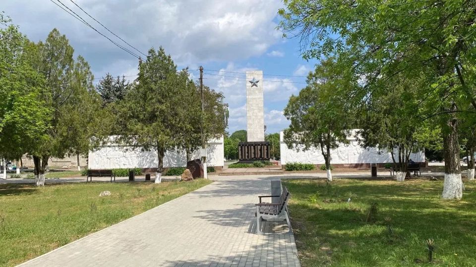 Владимир Сальдо: Медики Новотроицкого округа предложили включить районную больницу в народную программу «Единой России» Владимир Сальдо: Медики Новотроицкого округа предложили включить районную больницу в народную программу «Единой России»
