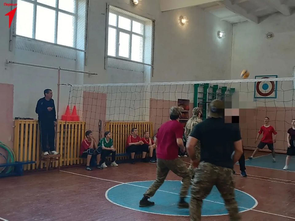 Первые Хлебодаровской школы приняли участие в волейбольном турнире Первые Хлебодаровской школы приняли участие в волейбольном турнире