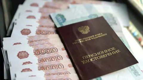 Энвер Абдураимов: Соцфонд удвоил фиксированную выплату пенсионерам старше 80 лет в регионе