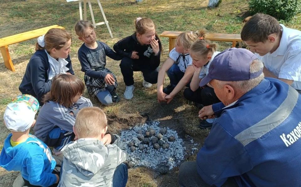 В селе Богдановка прошла игра-путешествие по стране «Пионерия» В селе Богдановка прошла игра-путешествие по стране «Пионерия»