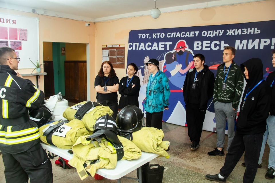 При поддержке Министерства молодёжной политики и «Дома молодёжи» добровольцы Херсонского РО ВСКС успешно провели форум «Волонтёры безопасности», собравший активную молодёжь Геническа, Скадовска и Чаплинки При поддержке Министерства молодёжной политики и «Дома молодёжи» добровольцы Херсонского РО ВСКС успешно провели форум «Волонтёры безопасности», собравший активную молодёжь Геническа, Скадовска и Чаплинки