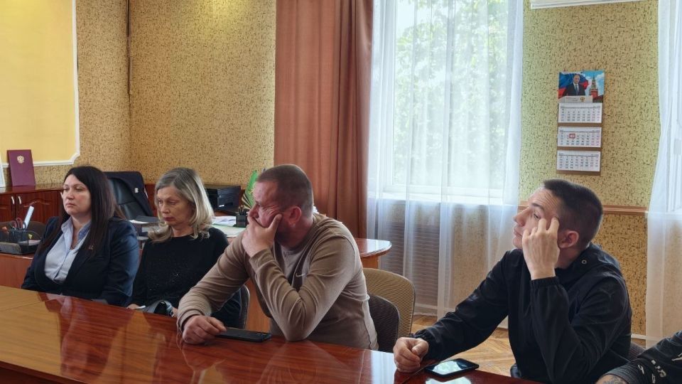 Ольга Осипенко: Приняла участие в собрании фракции «Единая Россия» в Совете депутатов Новотроицкого округа Ольга Осипенко: Приняла участие в собрании фракции «Единая Россия» в Совете депутатов Новотроицкого округа