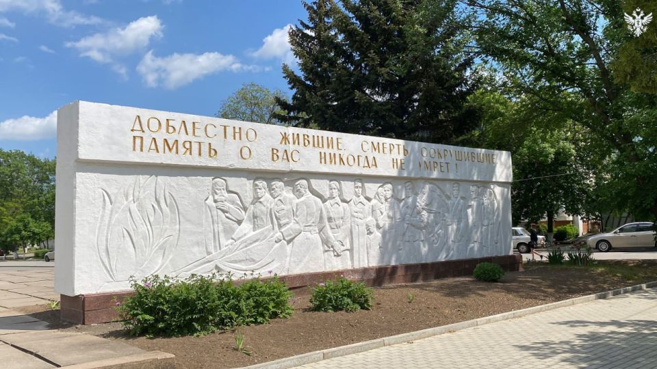 Медики Новотроицкого округа предложили включить районную больницу в народную программу «Единой России» Медики Новотроицкого округа предложили включить районную больницу в народную программу «Единой России»