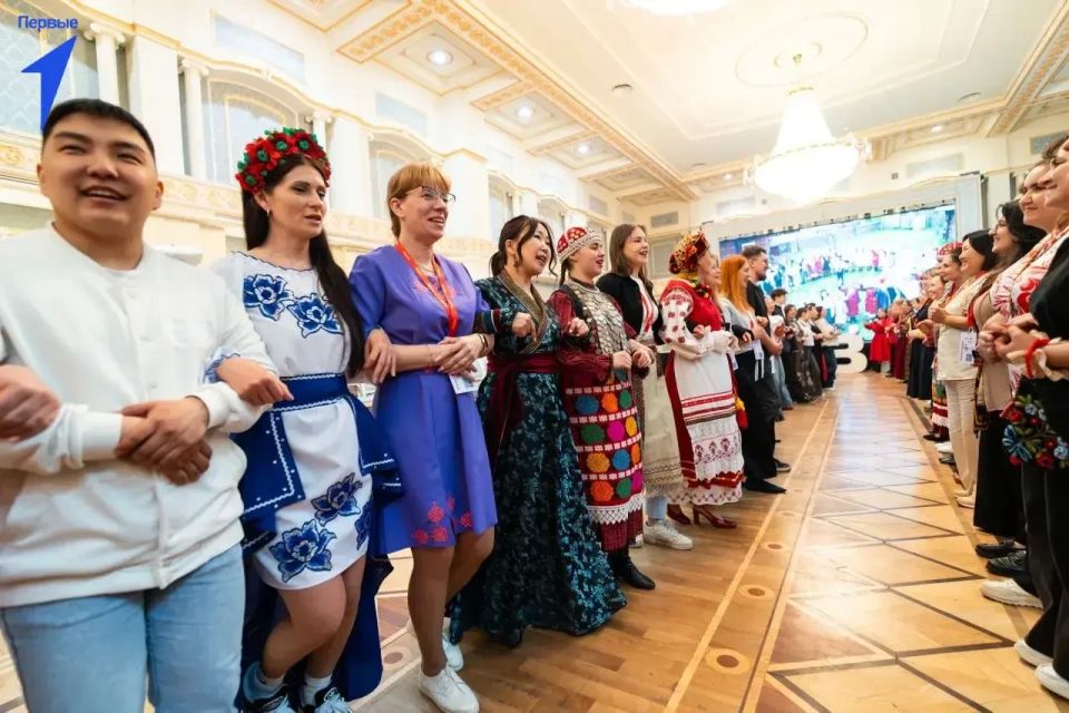 Наставник Движения Первых Чаплинской школы №1 принял участие во Всероссийском семинаре проекта «Значимый взрослый» Наставник Движения Первых Чаплинской школы №1 принял участие во Всероссийском семинаре проекта «Значимый взрослый»