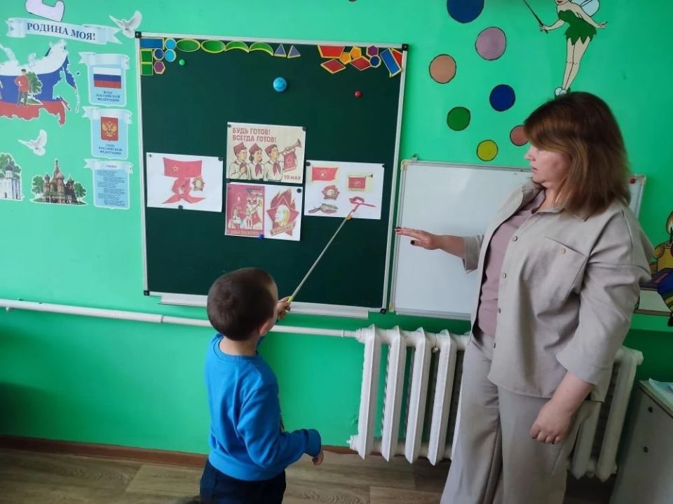 Александр Дудка: День пионерии в Скадовском округе: знакомство с традициями, которые учат добру Александр Дудка: День пионерии в Скадовском округе: знакомство с традициями, которые учат добру