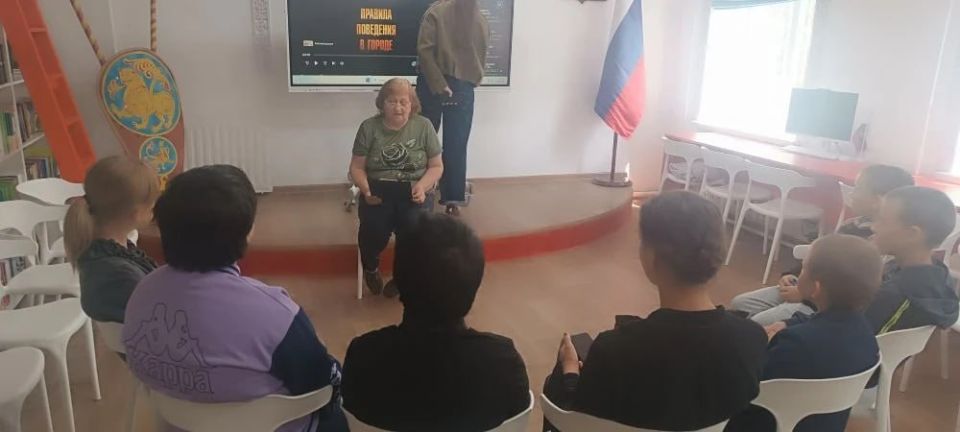 Безопасное лето: в Каланчаке напомнили детям главные правила Безопасное лето: в Каланчаке напомнили детям главные правила