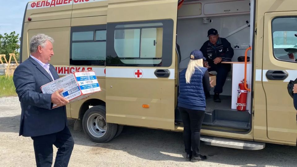 Владимир Сальдо: Краснодарское региональное отделение «Единой России» передало Херсонской области партию гуманитарной помощи Владимир Сальдо: Краснодарское региональное отделение «Единой России» передало Херсонской области партию гуманитарной помощи