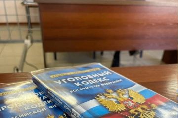 Жителя Каховки приговорили к 14 годам за шпионаж и государственную измену