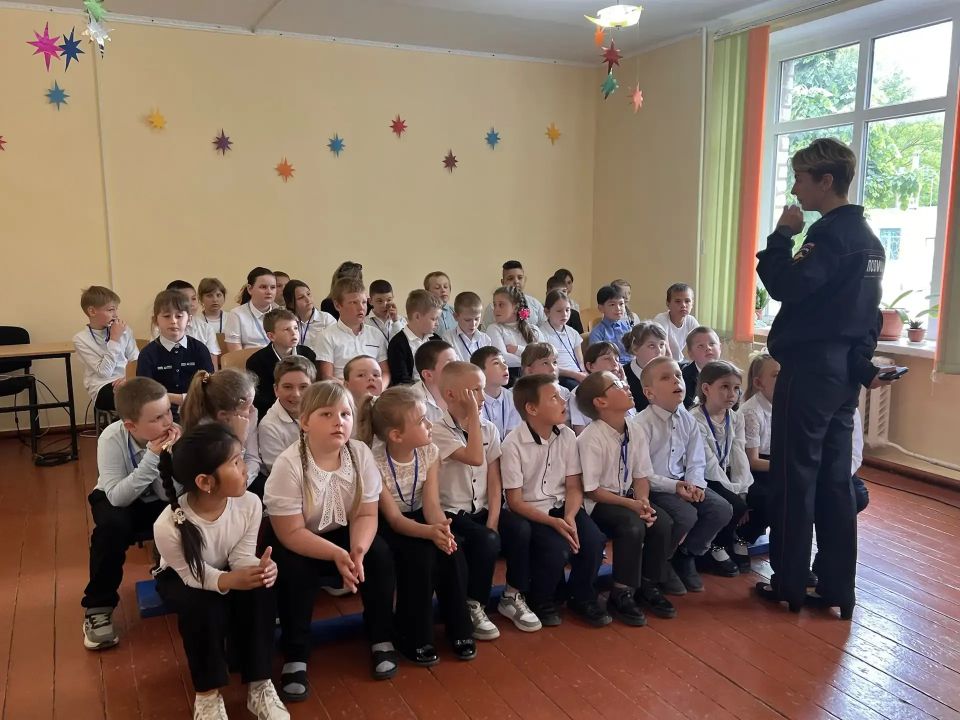 В преддверии каникул скадовским школьникам напомнили о безопасности В преддверии каникул скадовским школьникам напомнили о безопасности