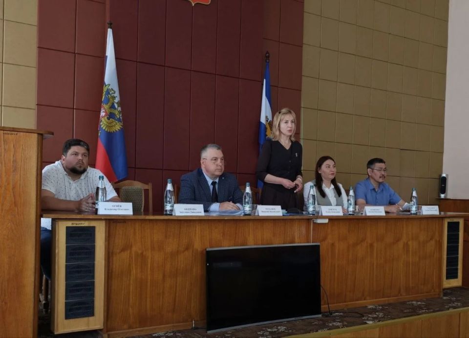 Состоялось рабочее совещание, посвященное урегулированию земельно-имущественных отношений в Херсонской области Состоялось рабочее совещание, посвященное урегулированию земельно-имущественных отношений в Херсонской области
