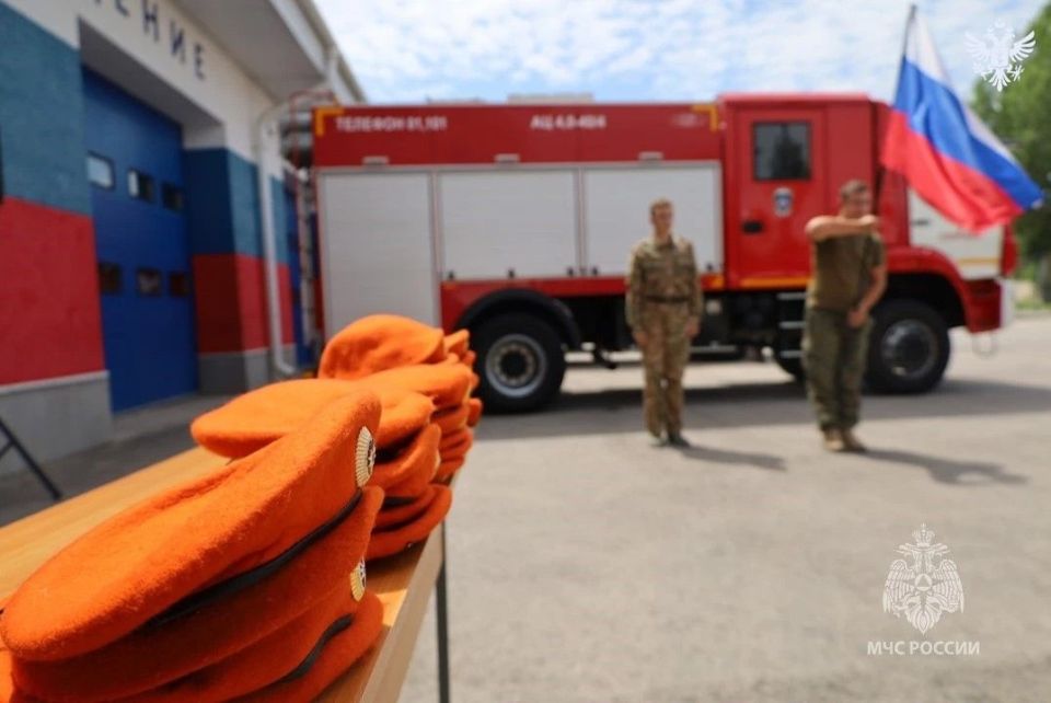 В Геническе прошло посвящение в кадеты МЧС России