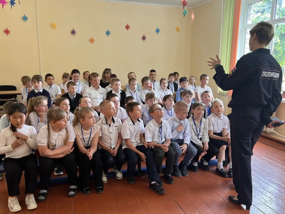 В преддверии каникул скадовским школьникам напомнили о безопасности В преддверии каникул скадовским школьникам напомнили о безопасности