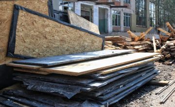 Школа на Херсонщине заплатит 220 тысяч гривен за корректировку проекта укрытия, который уже и без того стоил 285 тысяч.