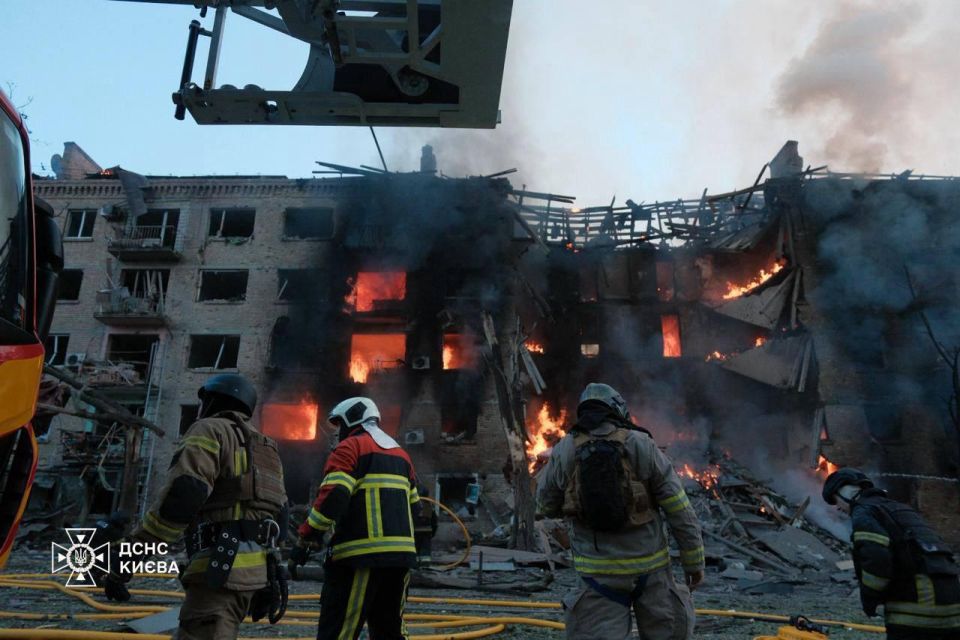 Видео разрушенного рынка «Лукьяновка» и дома в хлам Видео разрушенного рынка «Лукьяновка» и дома в хлам