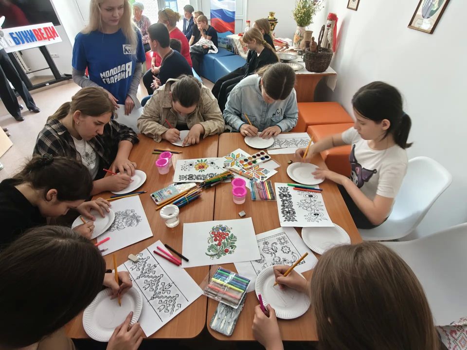 Акции ко Дню славянской письменности провели и местные отделения партии Акции ко Дню славянской письменности провели и местные отделения партии