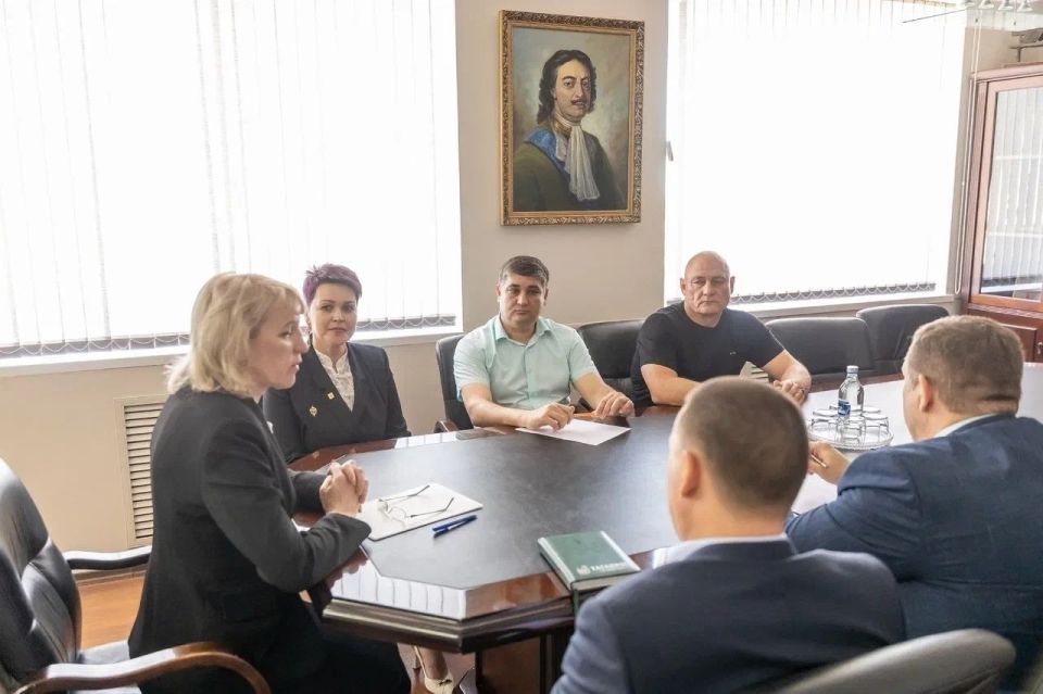 Юлия Семякина: Продолжаем укреплять партнёрские связи с регионами России Юлия Семякина: Продолжаем укреплять партнёрские связи с регионами России