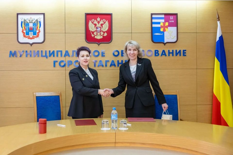 Продолжаем укреплять партнёрские связи с регионами России Продолжаем укреплять партнёрские связи с регионами России