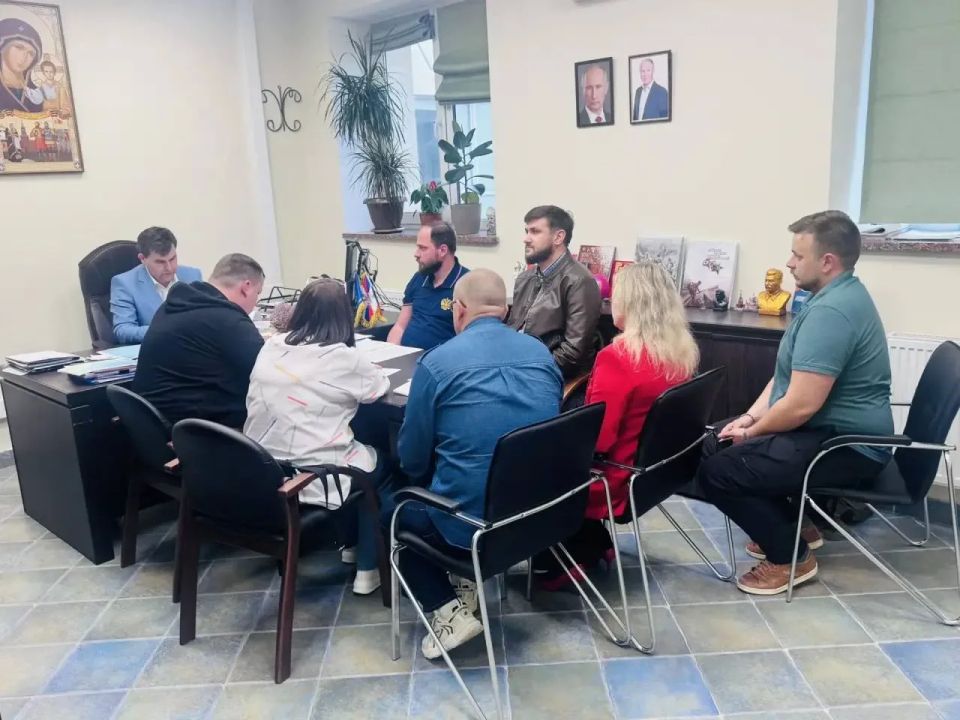 "Херсонавтотранссервис" будет осуществлять школьные перевозки в Херсонской области, сообщил Сергей Черевко "Херсонавтотранссервис" будет осуществлять школьные перевозки в Херсонской области, сообщил Сергей Черевко