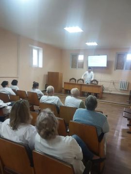 В ГБУЗ ХО «Каховская ЦРБ» проведена лекция по вопросам диагностики и оказания неотложной помощи пациентам с острой сердечно-сосудистой патологией