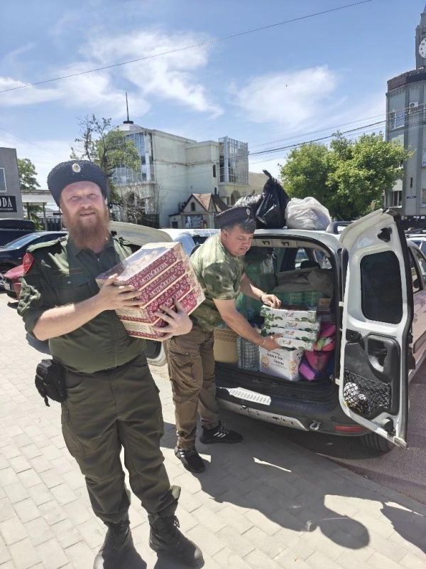 Шеф-регион Краснодарский край доставил гуманитарную помощь в штаб Союза матерей Херсонской области Шеф-регион Краснодарский край доставил гуманитарную помощь в штаб Союза матерей Херсонской области
